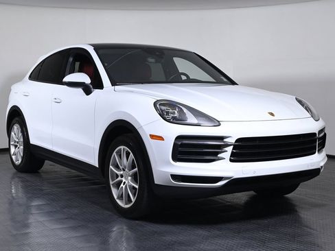 Certified 2023 Porsche Cayenne Coupe AWD/4WD image 9