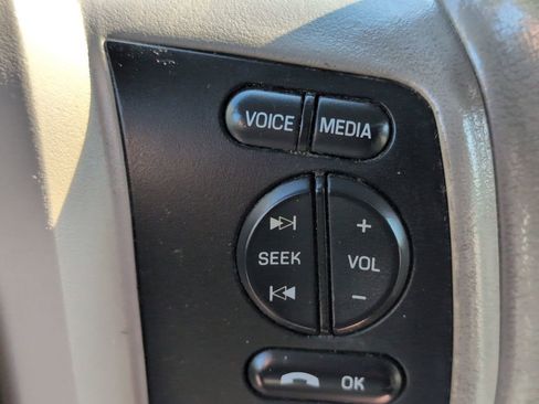 Used 2011 Ford Expedition EL XLT image 25