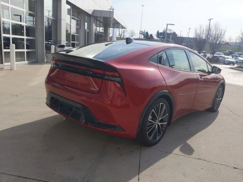 New 2026 Toyota Prius XLE image 6