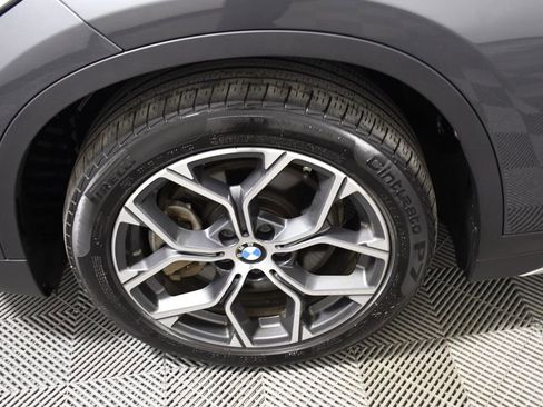 Used 2020 BMW X1 xDrive28i w/ Premium Package image 11