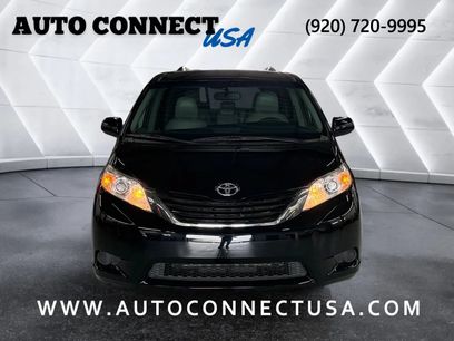 Used 2017 Toyota Sienna LE