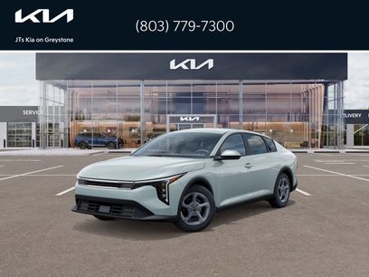 New 2025 Kia K4 LXS