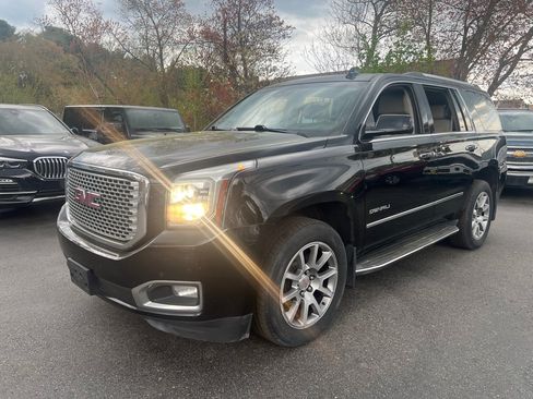 Used 2015 GMC Yukon Denali w/ Open Road Package AWD/4WD image 1