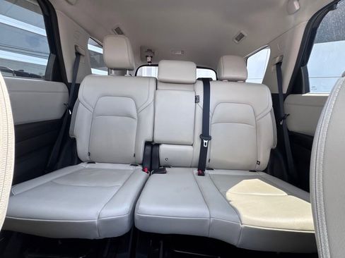 Used 2024 Nissan Pathfinder SL AWD/4WD image 20