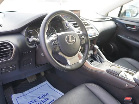 Used 2018 Lexus NX 300h AWD image 8