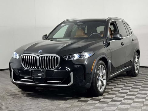 Used 2024 BMW X5 xDrive50e w/ Premium Package AWD/4WD image 7