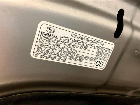 Used 2015 Subaru Legacy 3.6R Limited image 31