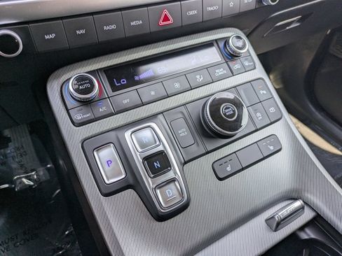 Used 2024 Hyundai Palisade SEL FWD image 13