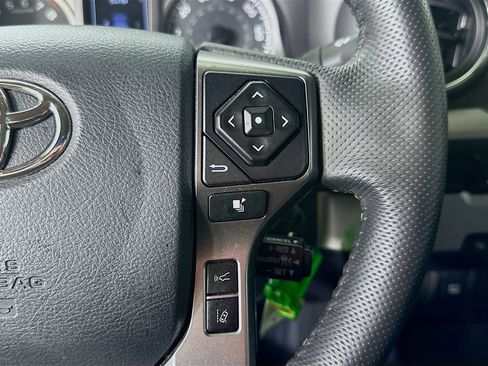 Used 2018 Toyota Tacoma SR5 image 23