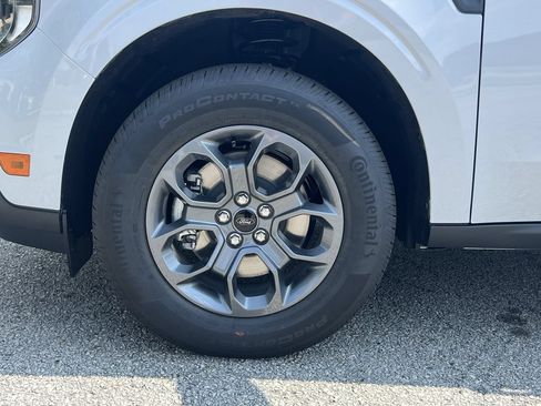 New 2025 Ford Maverick XLT w/ XLT Luxury Package FWD image 29