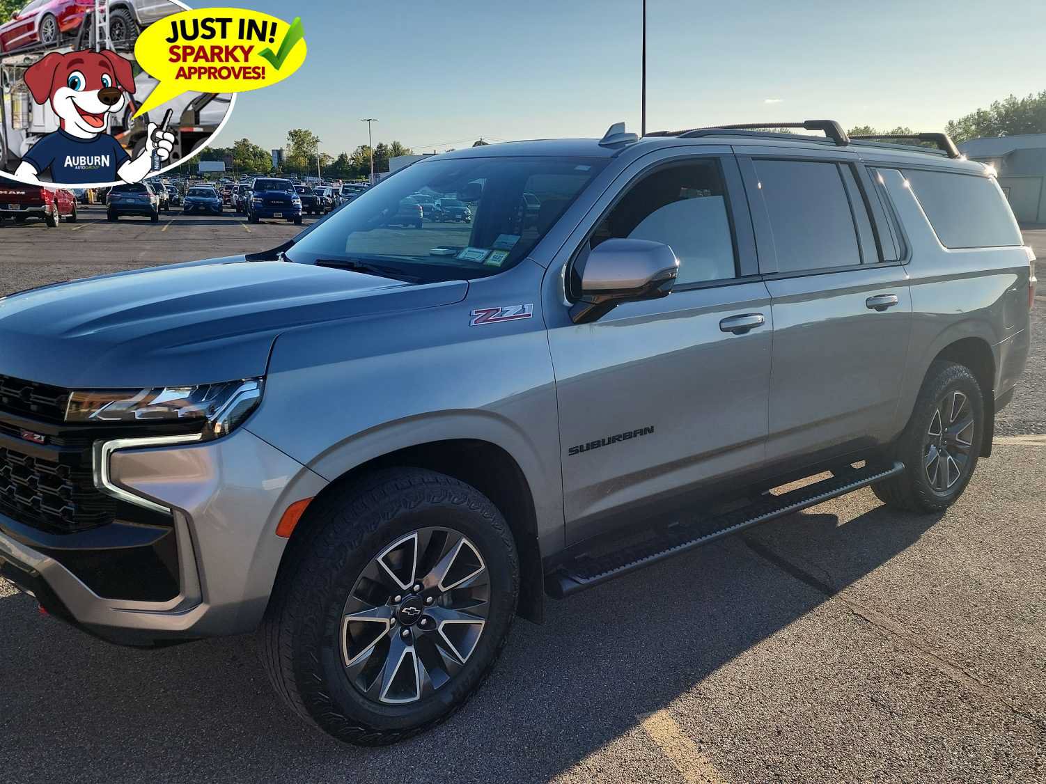 Used 2023 Chevrolet Suburban Z71 w/ Luxury Package AWD/4WD image 1