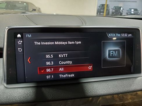 Used 2018 BMW X5 xDrive40e AWD/4WD image 35