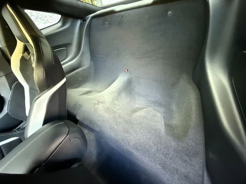 Used 2022 Ford Mustang Shelby GT500 w/ Carbon Fiber Track Pack image 24