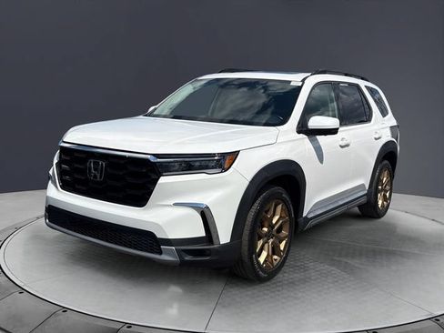 Used 2023 Honda Pilot Elite image 7