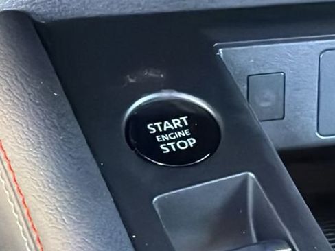 New 2026 Nissan Kicks SR image 17