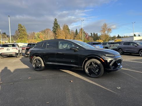 New 2026 Chevrolet Equinox EV RS image 7
