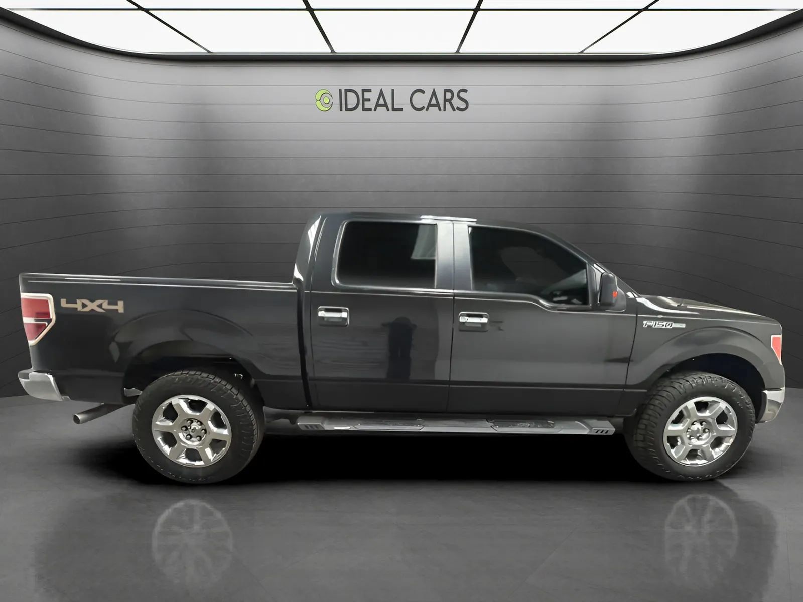 Used 2014 Ford F150 XLT w/ Equipment Group 302A Luxury AWD/4WD image 4