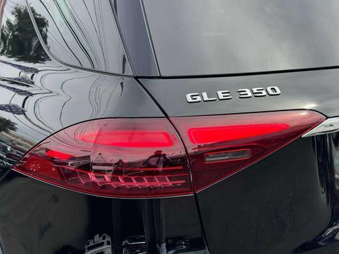 Used 2024 Mercedes-Benz GLE 350 4MATIC image 12