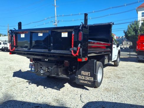 New 2025 GMC Sierra 3500 Pro w/ Convenience Package image 5