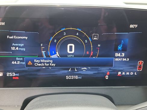 Used 2024 Chevrolet Traverse LT FWD image 15