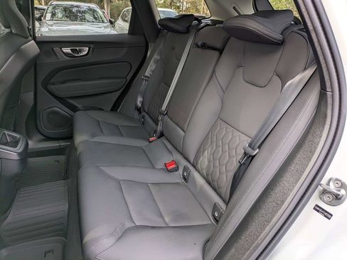 New 2026 Volvo XC60 B5 Core AWD/4WD image 14