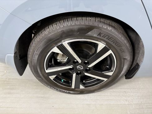 Used 2024 Nissan Sentra SV w/ All-Weather Package image 10