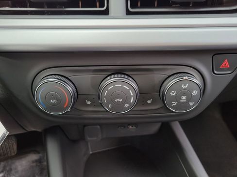 New 2026 Chevrolet Trax LS w/ LS Convenience Package image 26