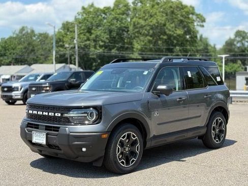 New 2026 Ford Bronco Sport Outer Banks w/ Outer Banks Tech Package+ AWD/4WD image 9