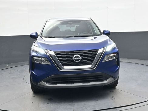 Used 2023 Nissan Rogue SV image 10