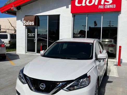 Used 2019 Nissan Sentra SV FWD image 6
