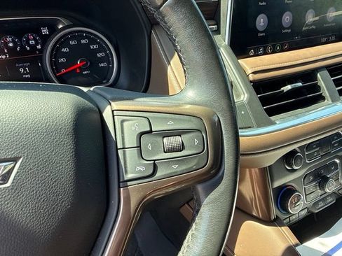 Used 2021 Chevrolet Tahoe High Country w/ Premium Package AWD/4WD image 18