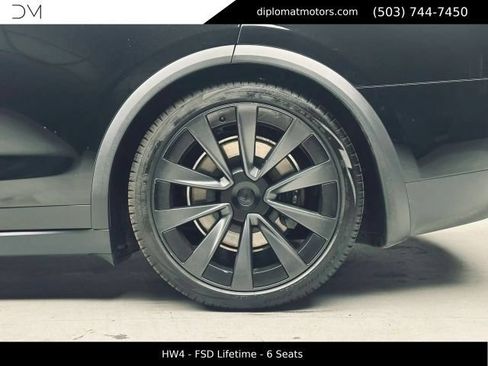 Used 2024 Tesla Model X AWD/4WD image 41