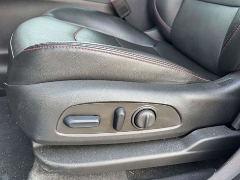 Used 2024 Chevrolet Equinox RS w/ RS Leather Package FWD image 20