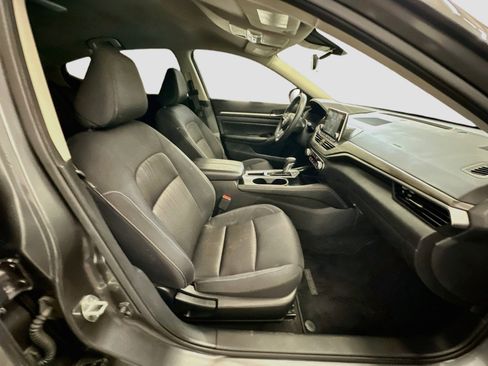 Used 2023 Nissan Altima 2.5 SV FWD image 31