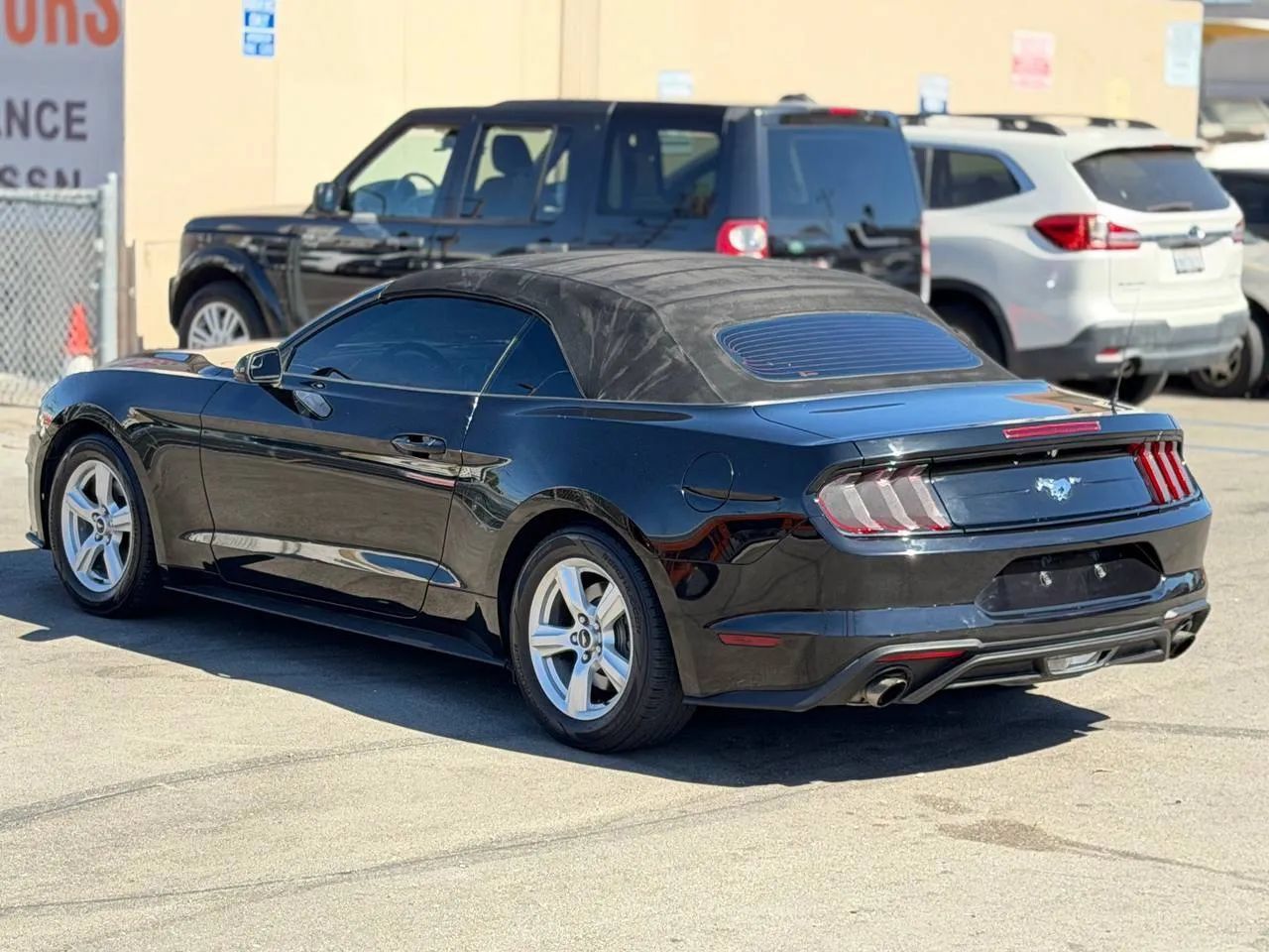 Used 2018 Ford Mustang Convertible RWD image 50