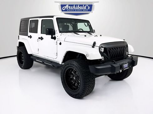 Used 2016 Jeep Wrangler Unlimited Sahara w/ Connectivity Group AWD/4WD image 1