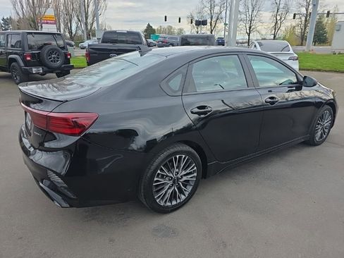 Used 2022 Kia Forte GT-Line w/ GT-Line Premium Package image 5