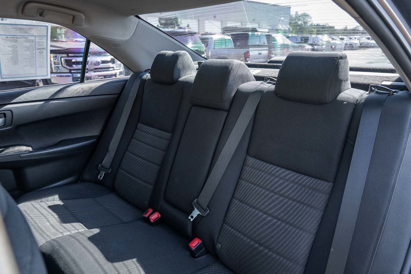 Used 2017 Toyota Camry SE FWD image 18