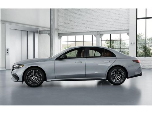New 2026 Mercedes-Benz E 350 4MATIC Sedan image 35