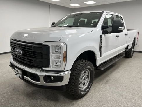 Used 2024 Ford F350 XL w/ XL Off-Road Package image 4