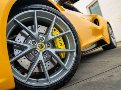 Used 2024 Lotus Emira First Edition image 4