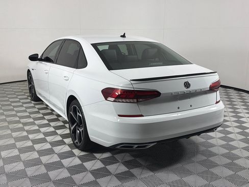 Used 2020 Volkswagen Passat 2.0T R-Line FWD image 7