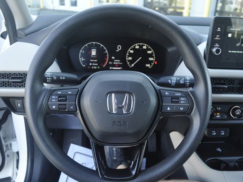Used 2026 Honda HR-V LX image 18