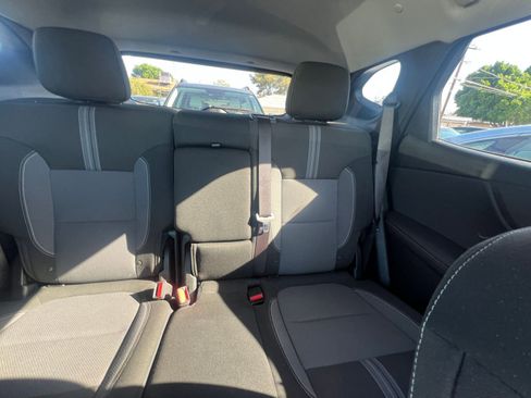 Used 2025 Chevrolet Blazer LT image 37