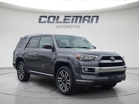 Used 2017 Toyota 4Runner Limited AWD/4WD image 3