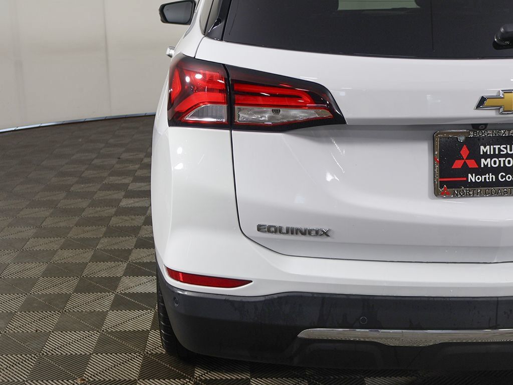 Used 2023 Chevrolet Equinox Premier FWD image 16