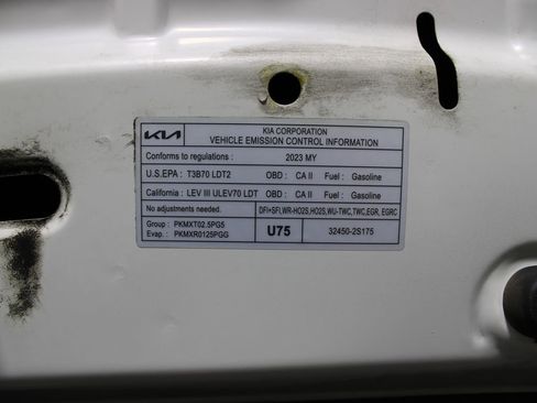 Used 2023 Kia Sportage SX image 28