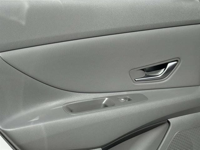 New 2026 Hyundai Elantra Sport FWD image 25