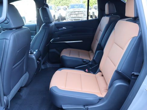 New 2027 Chevrolet Traverse Z71 AWD/4WD image 25