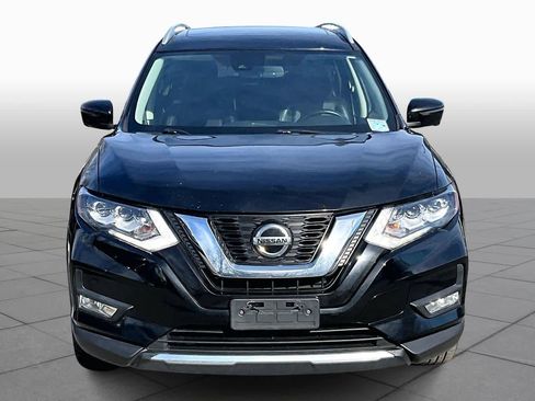 Used 2018 Nissan Rogue SL w/ Premium Package image 3